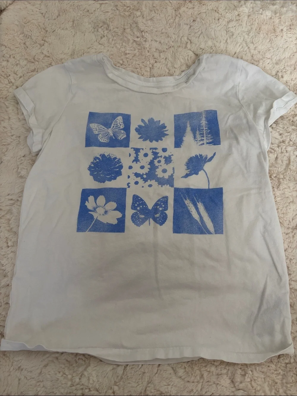 Old Navy White Short Sleeve Tee with Blue Nature Grid